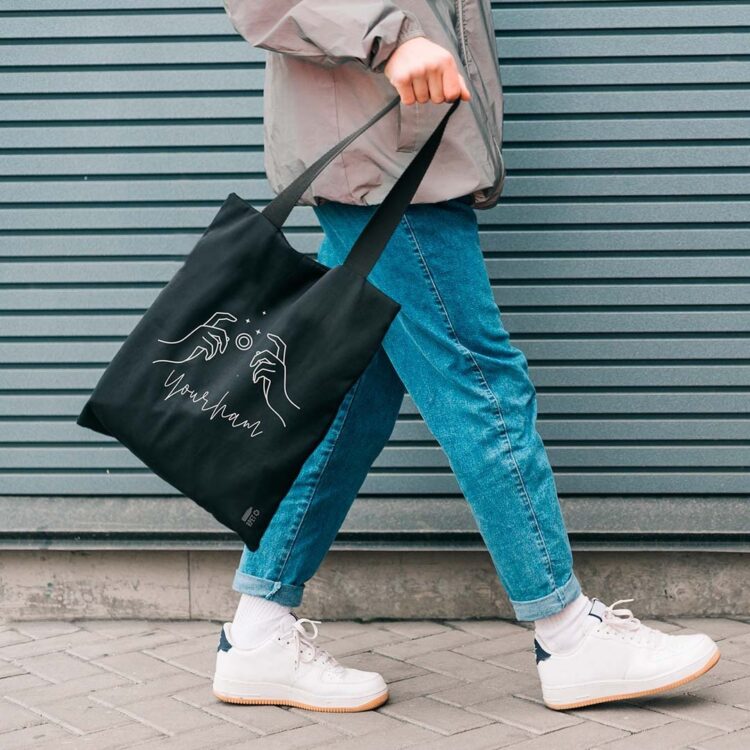 Catálogo de Bolsas, salveques, mochilas y loncheras promocionales