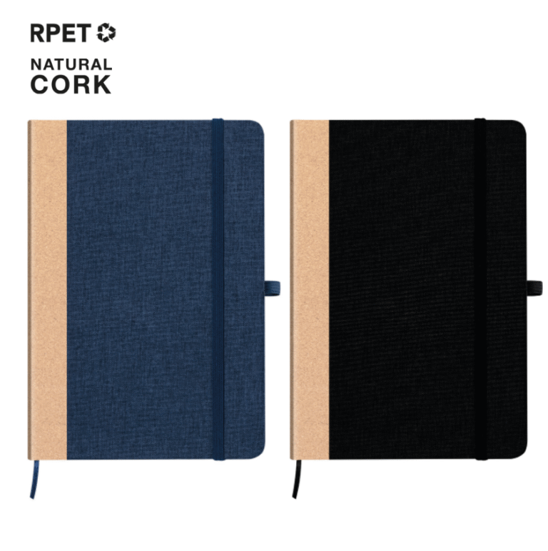 Libreta promocional Libreta promocional A5 con tapa dura fabricada en Poliéster RPET con lomo en corcho con marcapáginas, elástico de cierre y soporte para lapicero a juego, logotipo RPET en contraportada