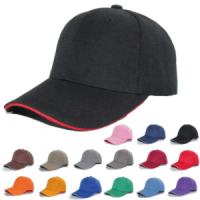 Modelo Gorra army con vivo